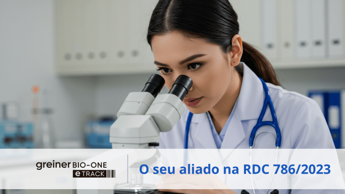 Mulher olhando no microscópio - greiner bio one etrack e rdc